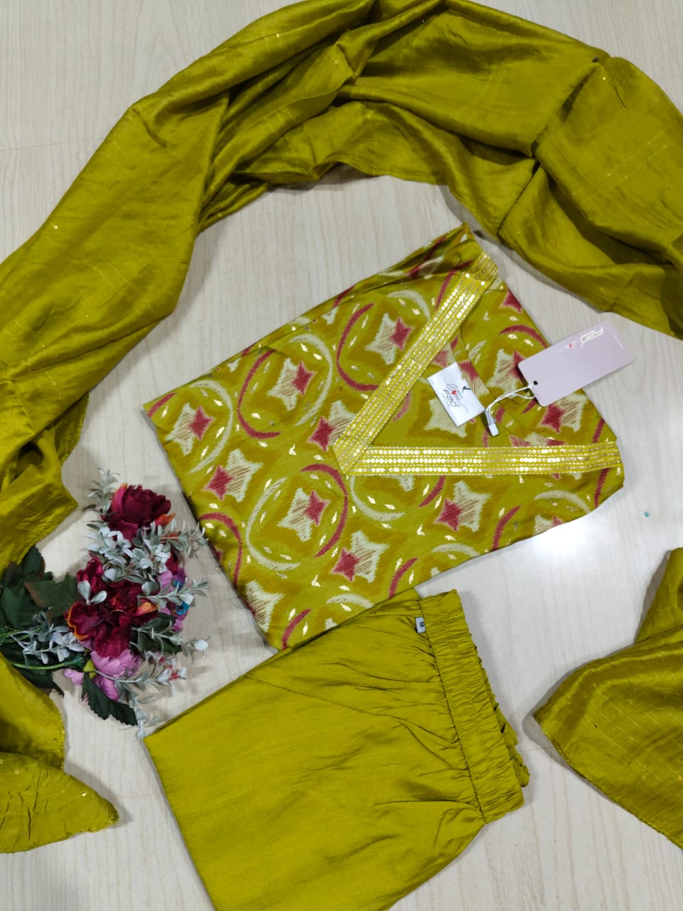 Kurti with Pant and Linen Dupatta sets - KPL17