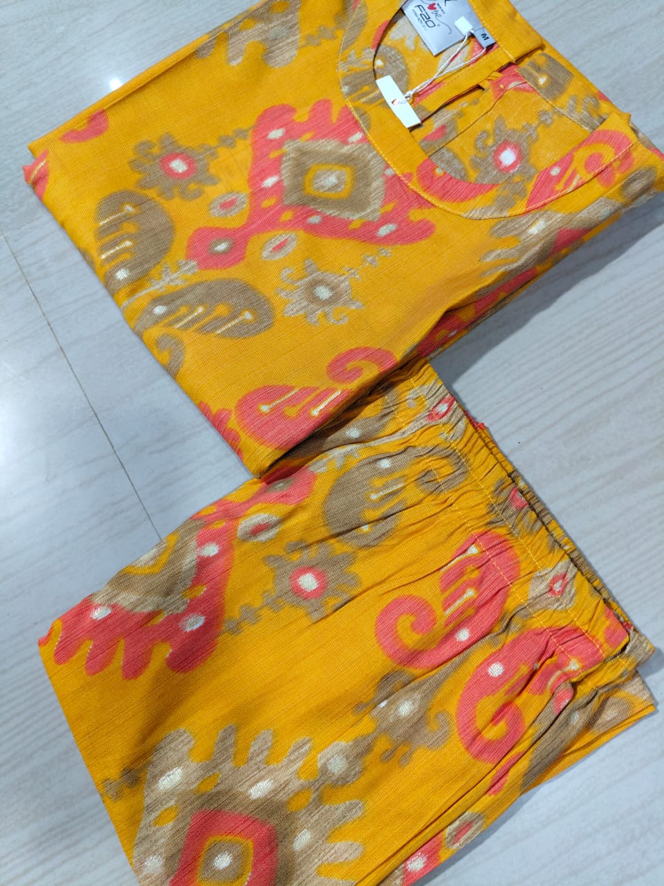 Premium Vertican Silk - VS90 (sleeves attached inside)