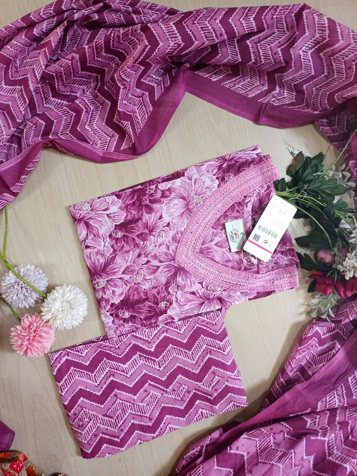 Petals Dupatta Sets - FDS03