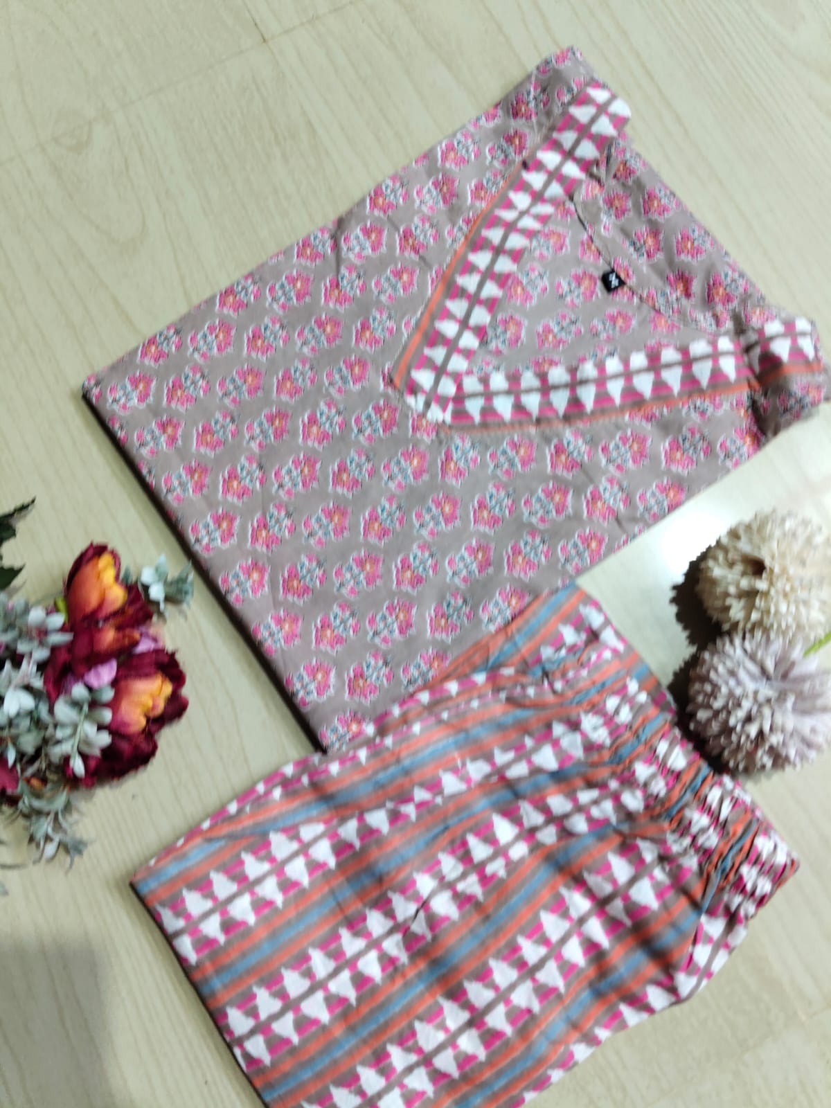 V neck Kurthi with Pant ALN14