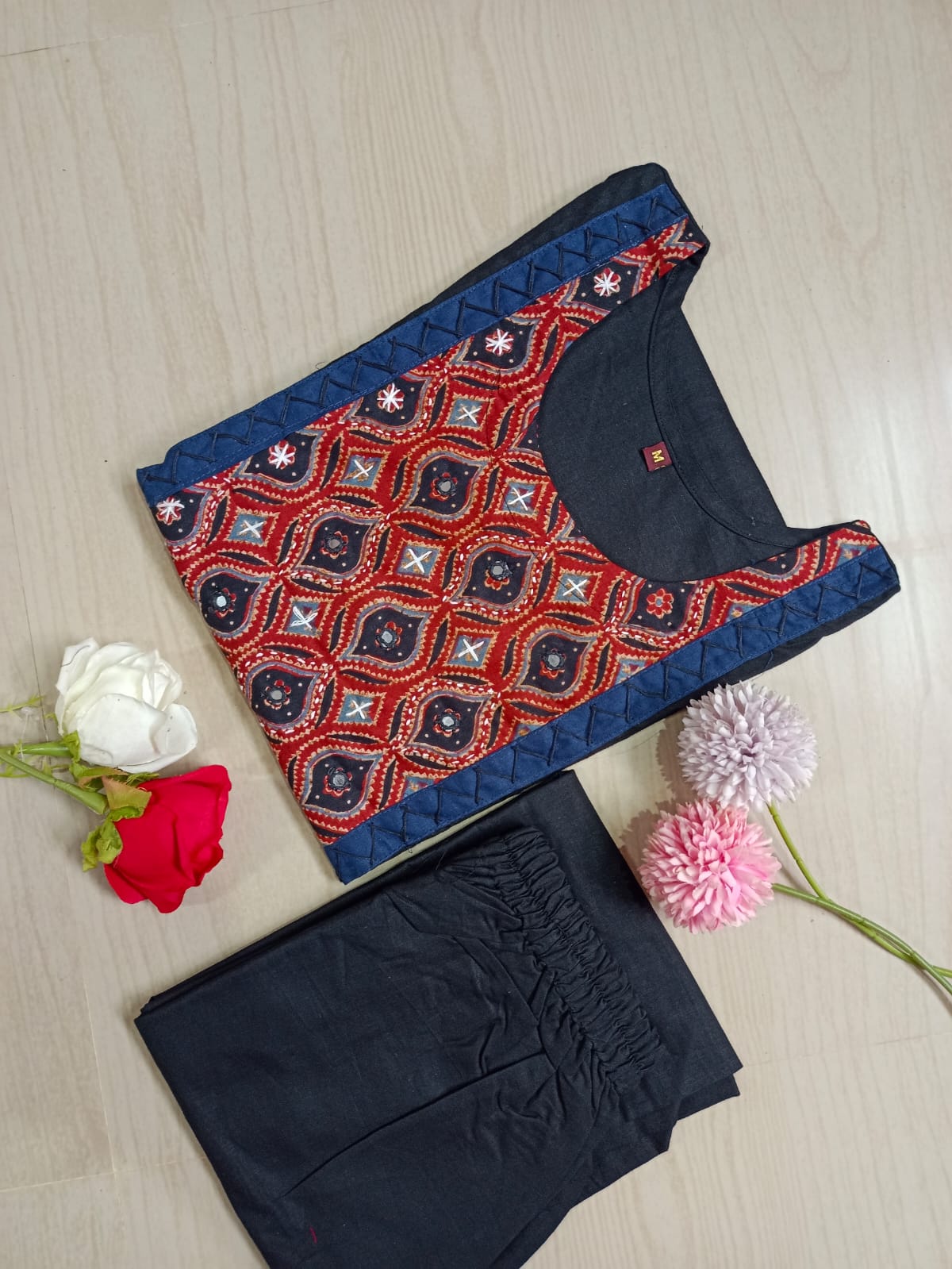Gamthi Print Kurti - GPK18 sets colour same but each set have diff in chest print so lil may vary in the prints , No returns will be accepted for that changes