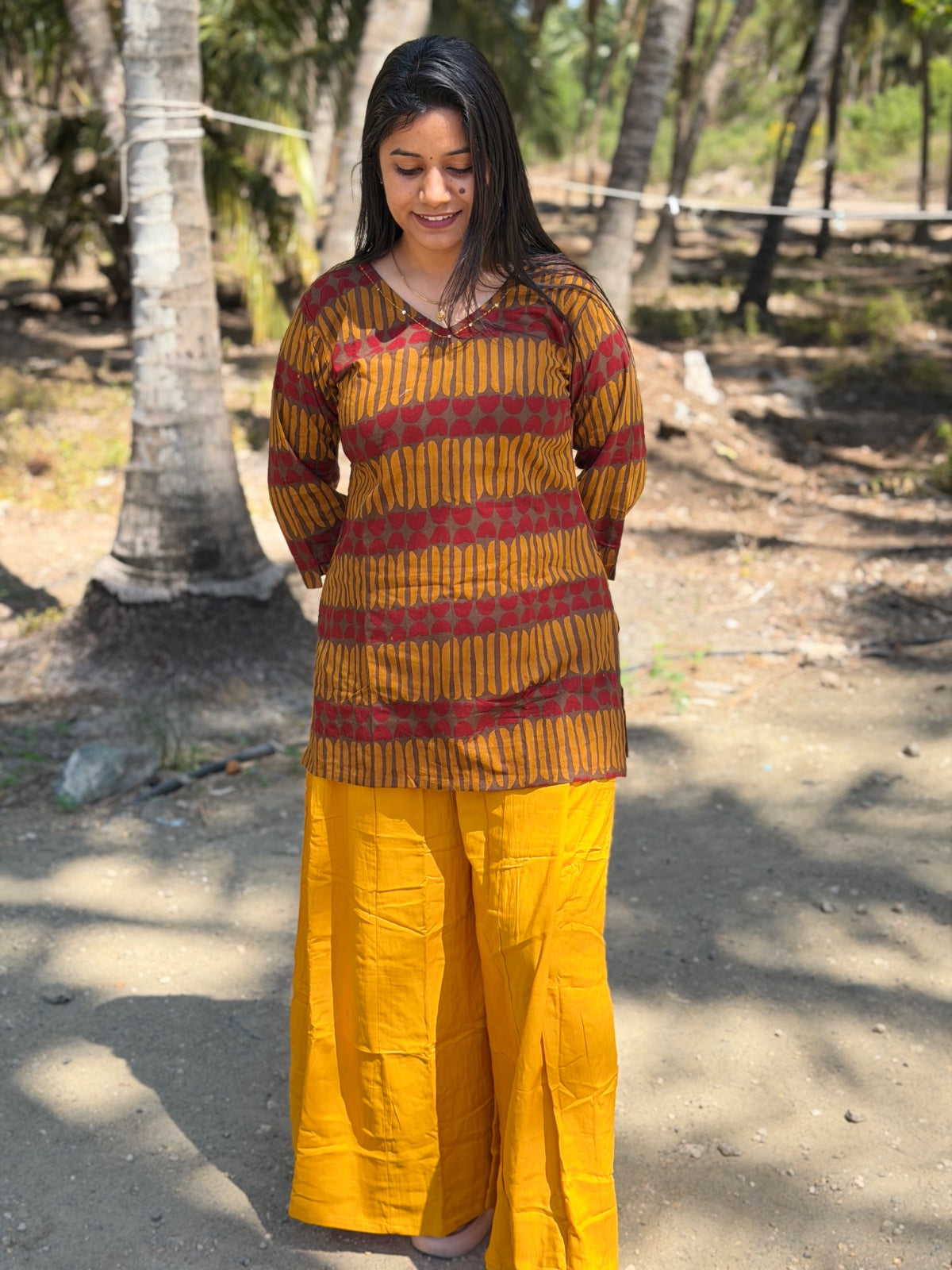 Short Kurthi With Pant SKP19