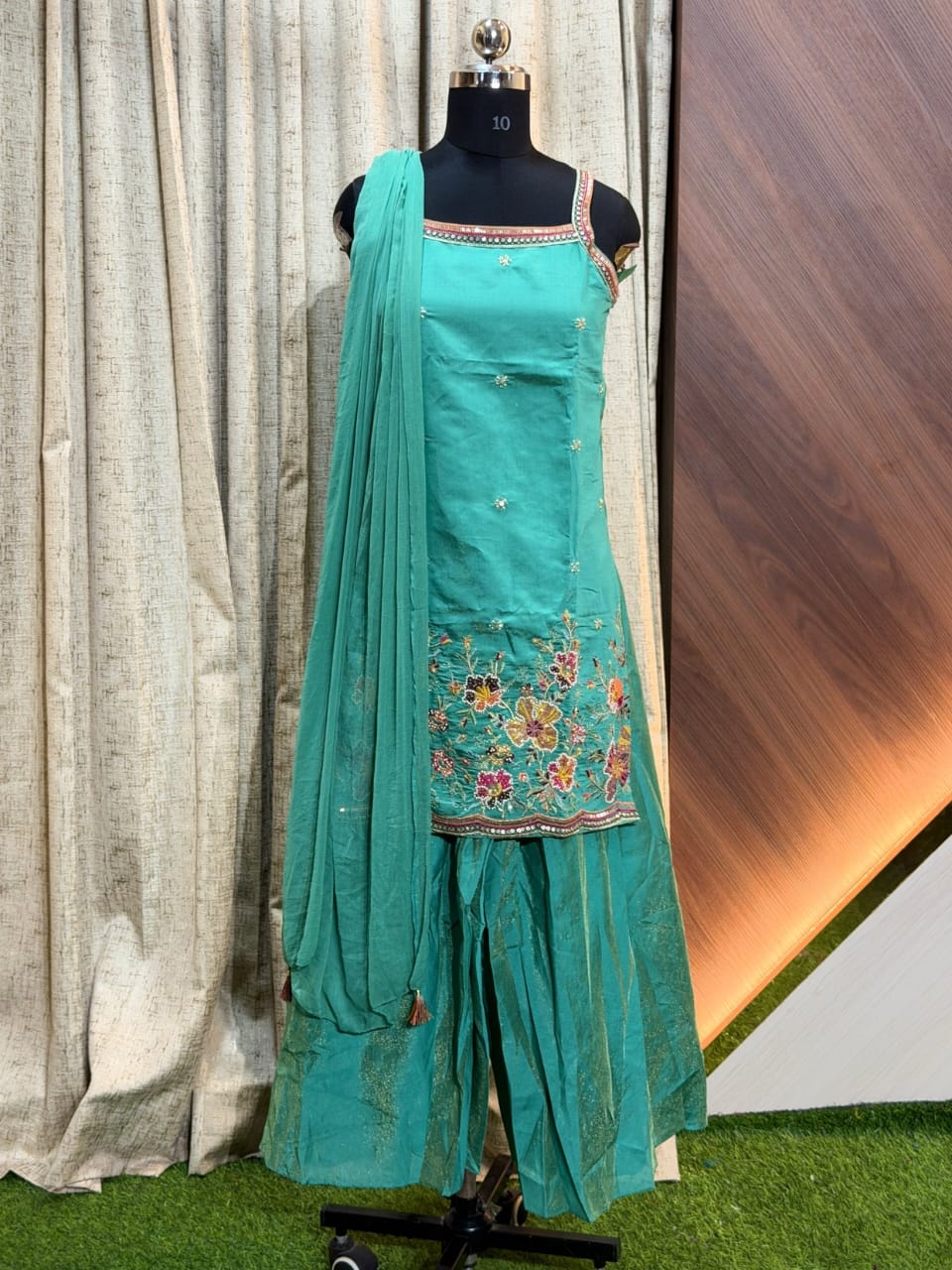 Sharara Sets SH25