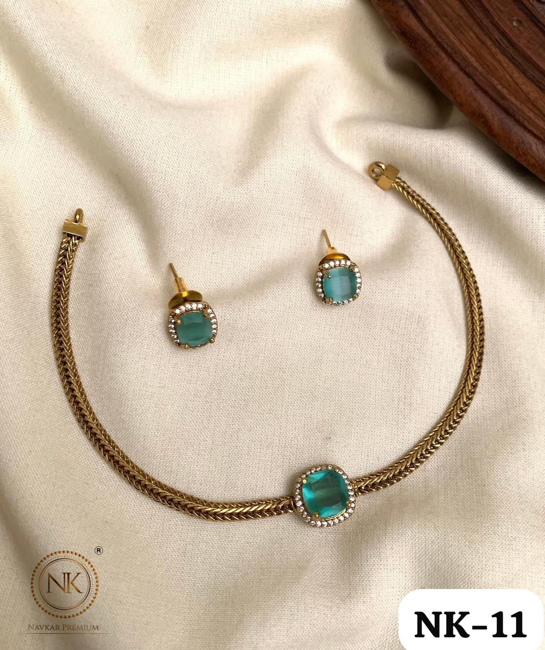 Necklace & Chains NC12