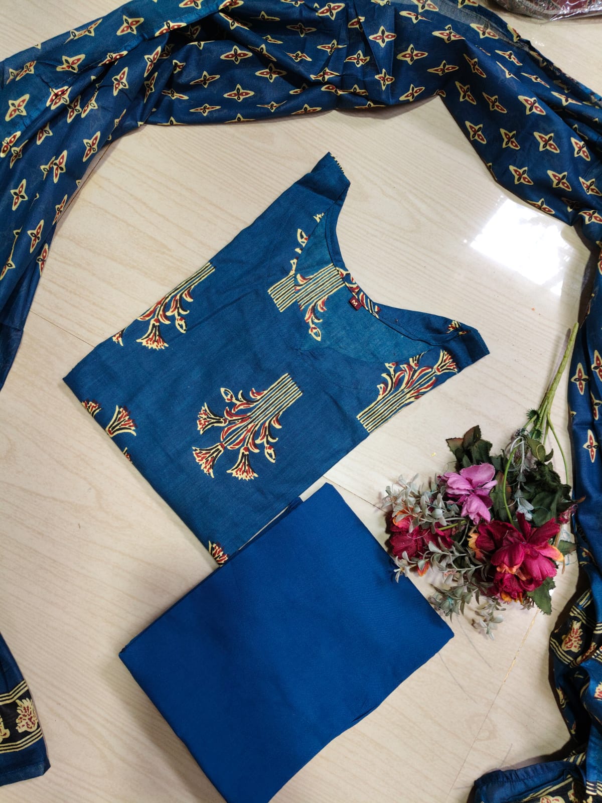 Petals Dupatta Sets FDS244