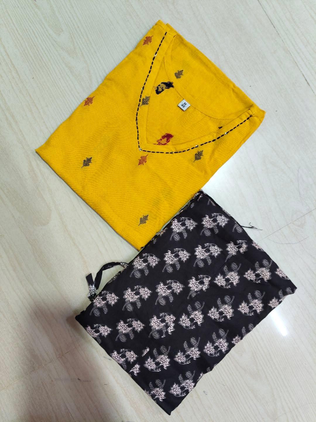 Short Kurthi With Pant SKP25
