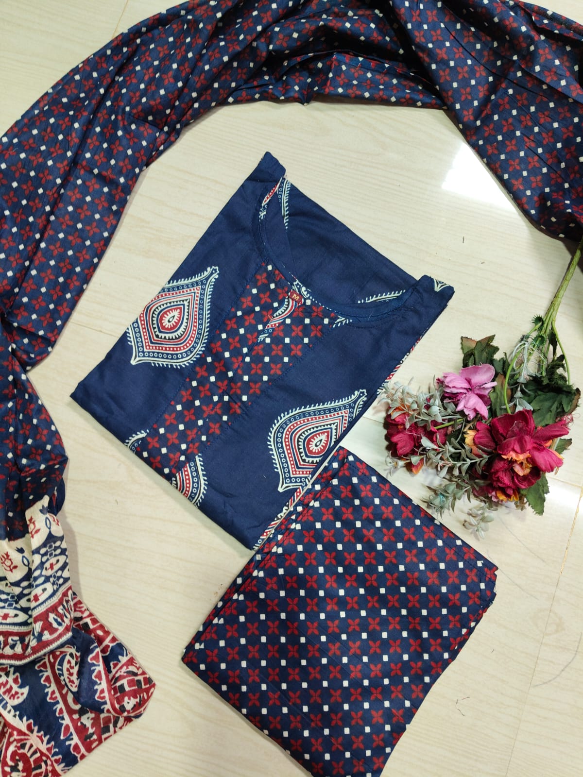 Petals Dupatta Sets FDS250