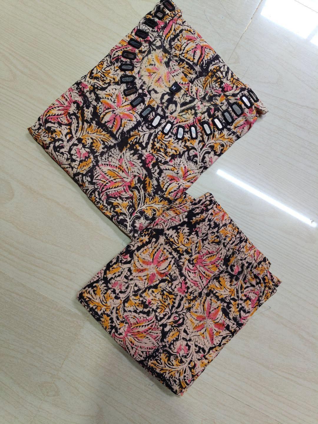 Kalamkari Kurti With Phant PKA25