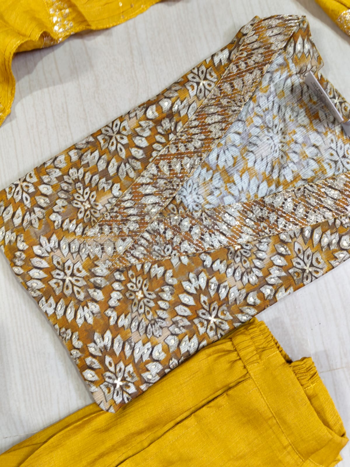 Kurti with Pant and Linen Dupatta sets - KPL27