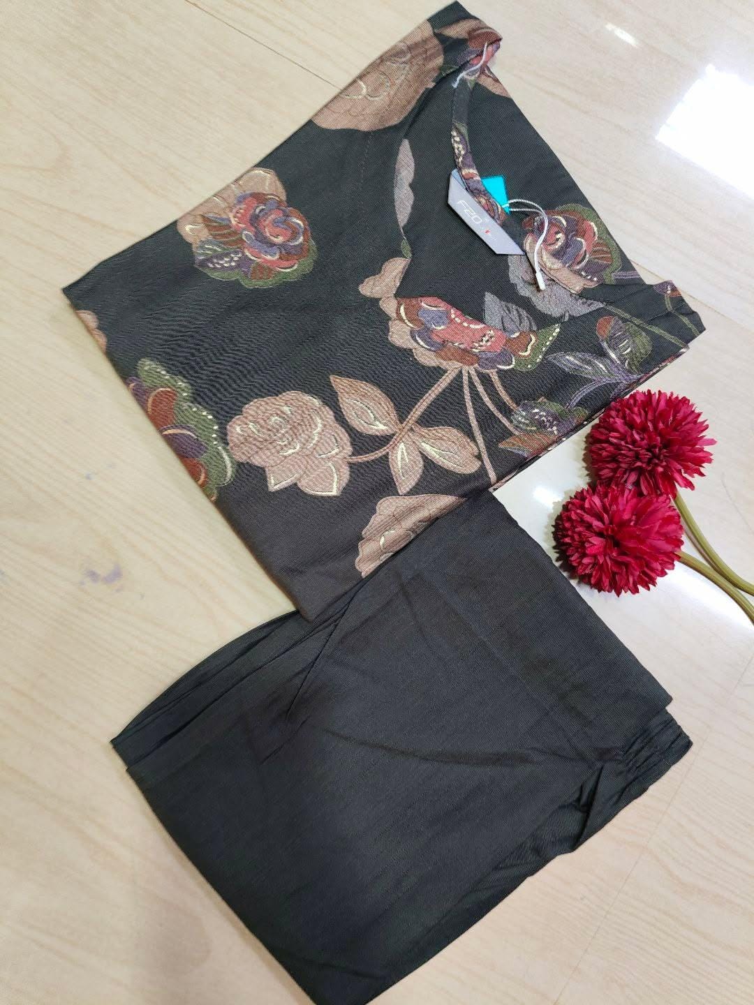 Premium Vertican Silk VS39