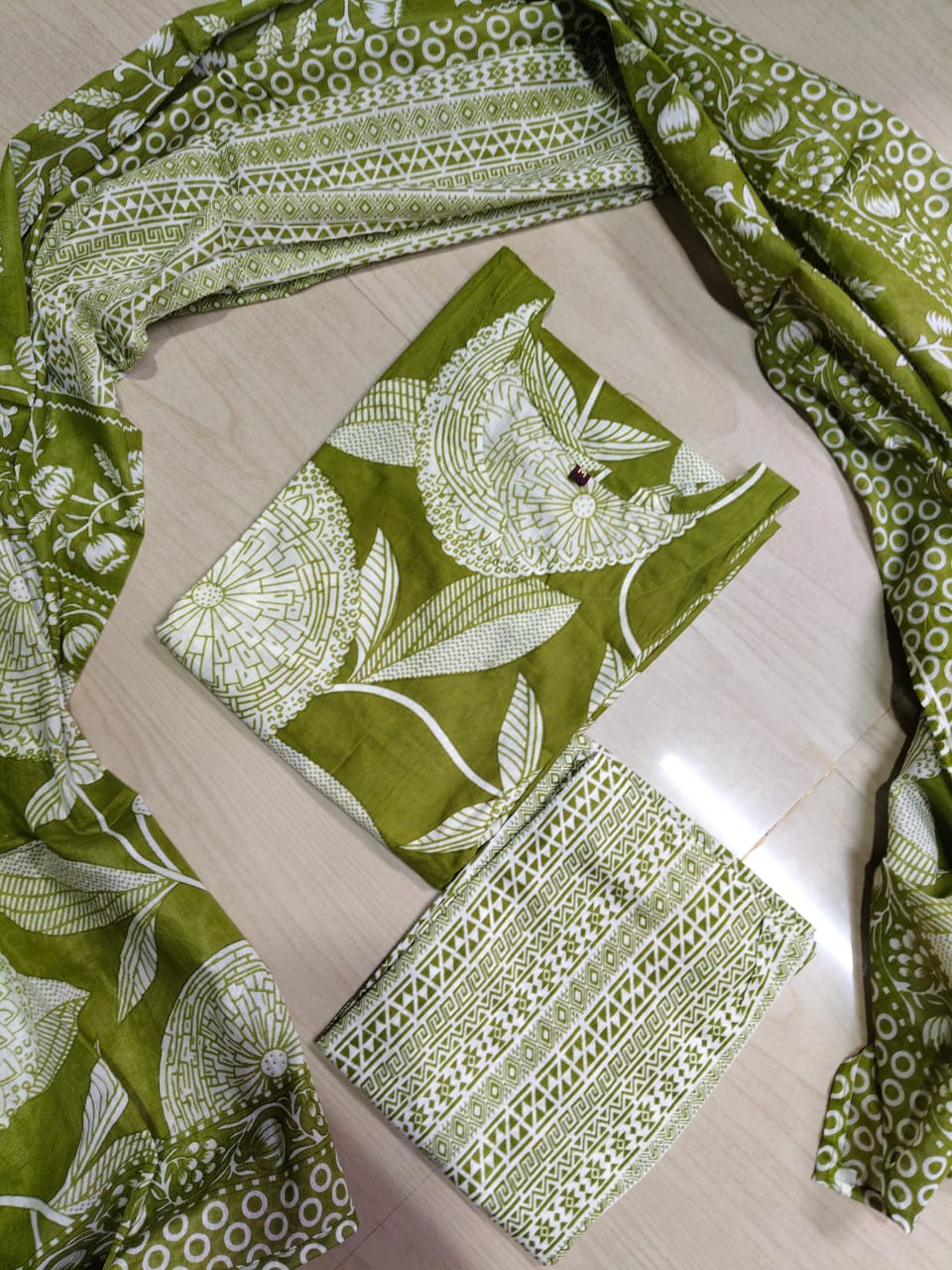 Petals Dupatta Sets - FDS140