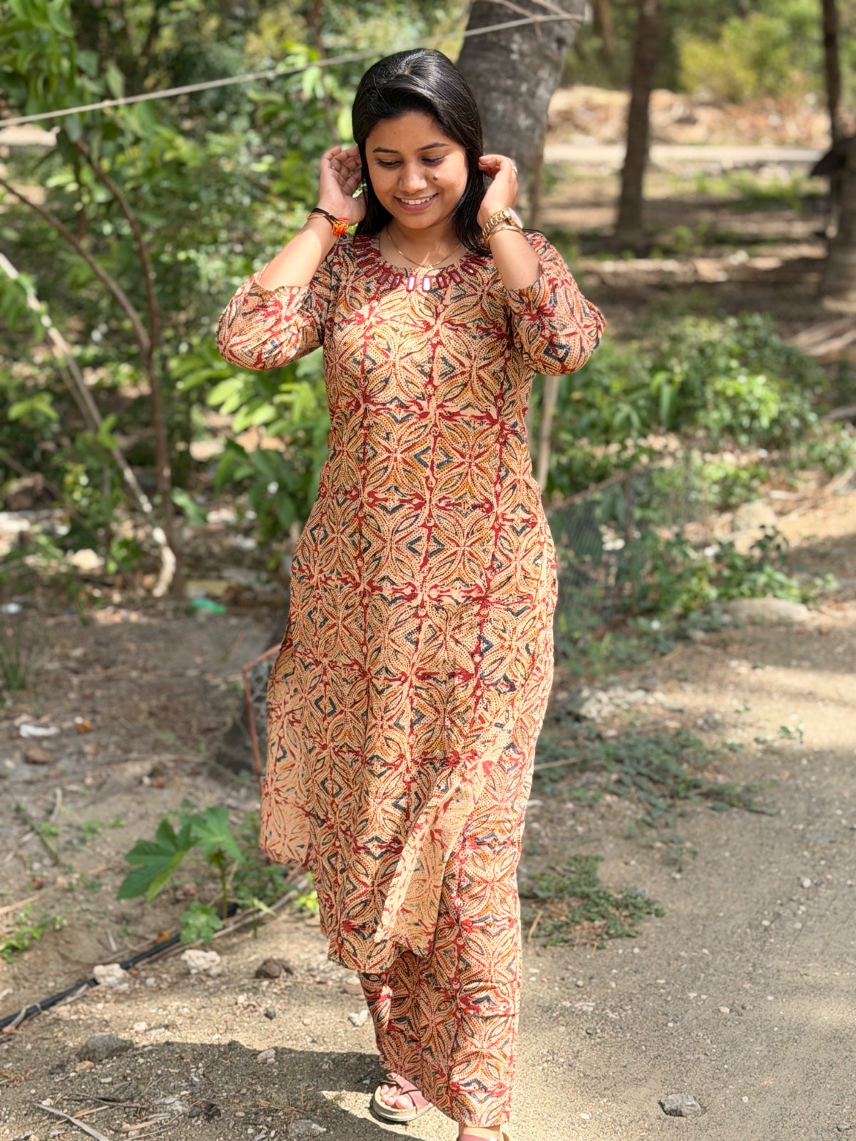 Kalamkari Kurti With Phant PKA04