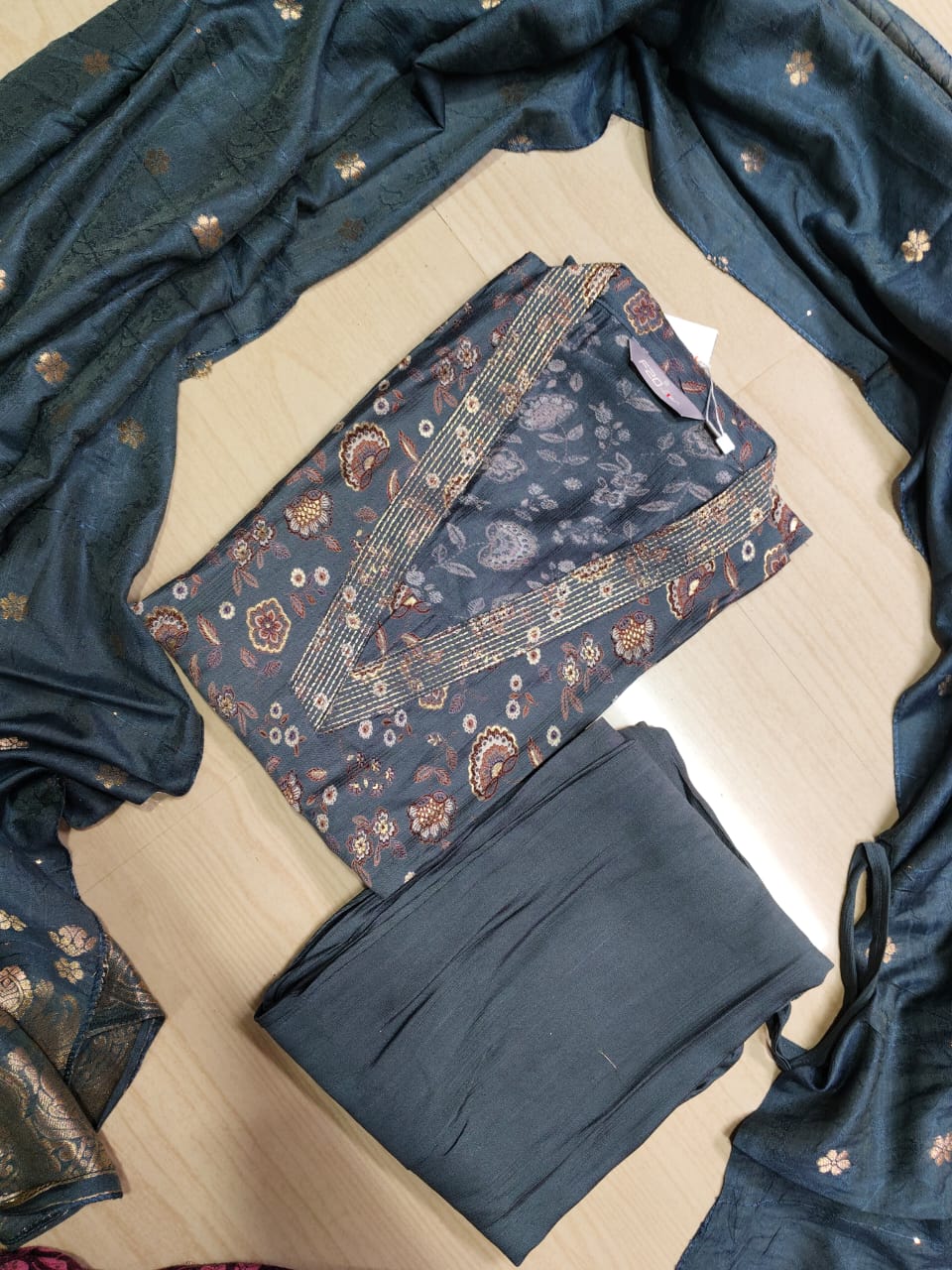Kurti with Pant and Linen Dupatta sets - KPL04