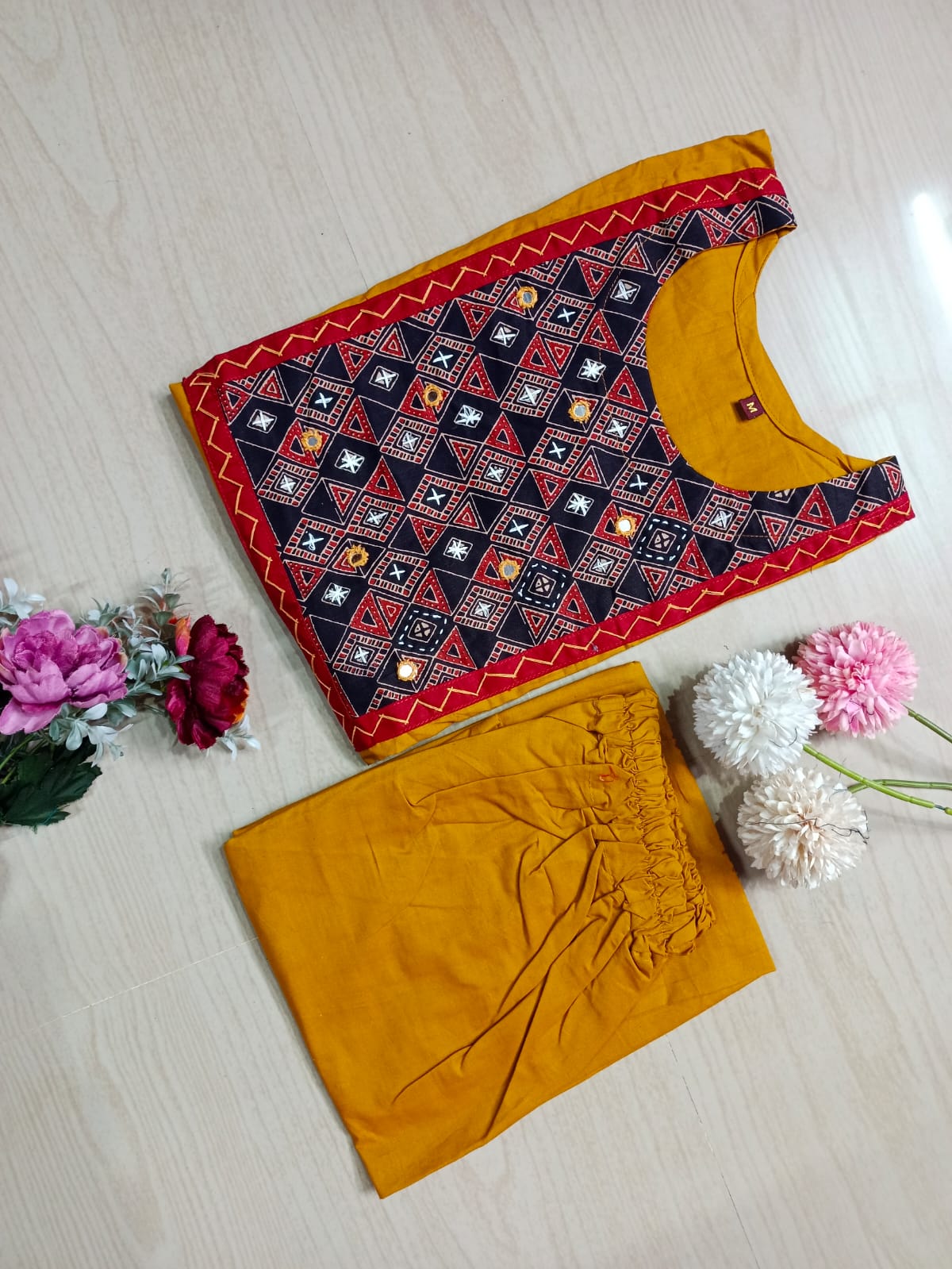 Gamthi Print Kurti - GPK11 sets colour same but each set have diff in chest print so lil may vary in the prints , No returns will be accepted for that changes