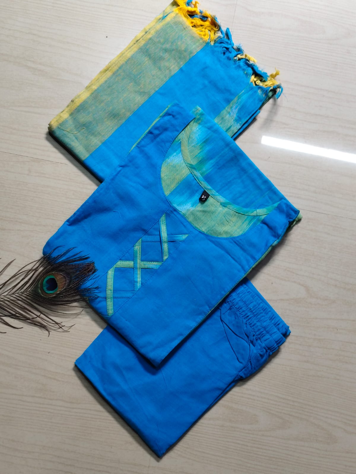 Petals Dupatta Sets FDS171