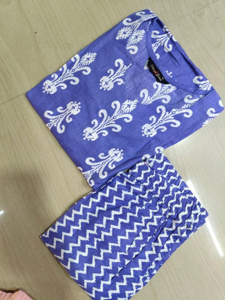 V neck Kurthi with Pant ALN72