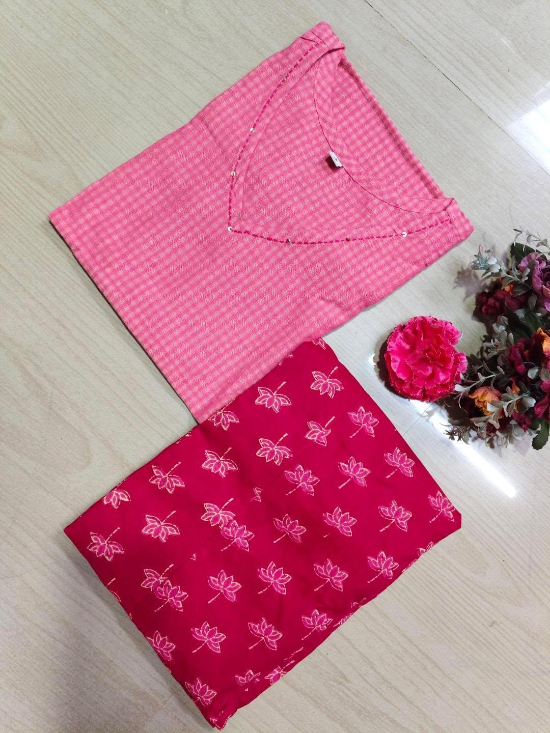 Short Kurthi With Pant SKP07