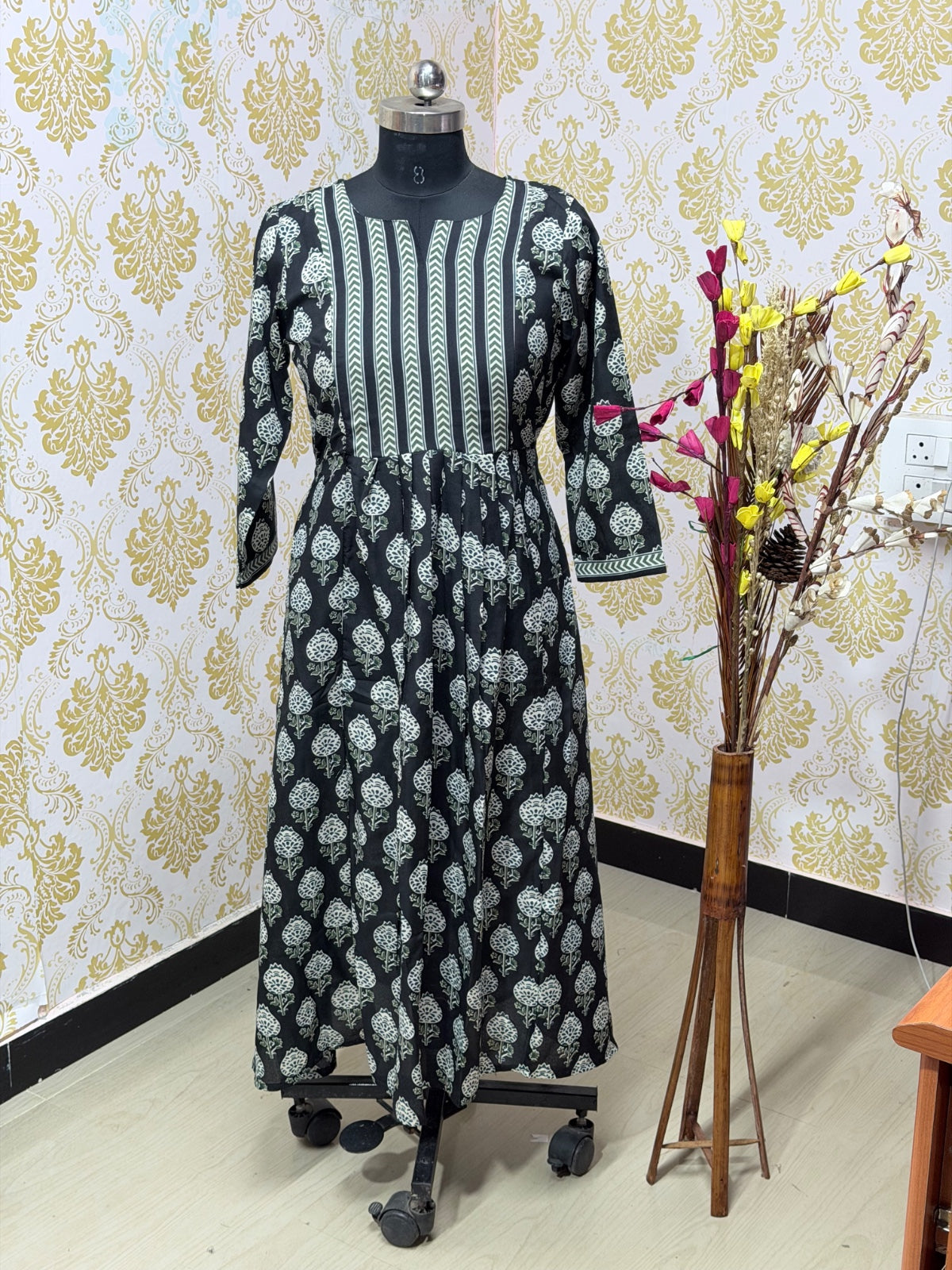Feeding Frock IFF16