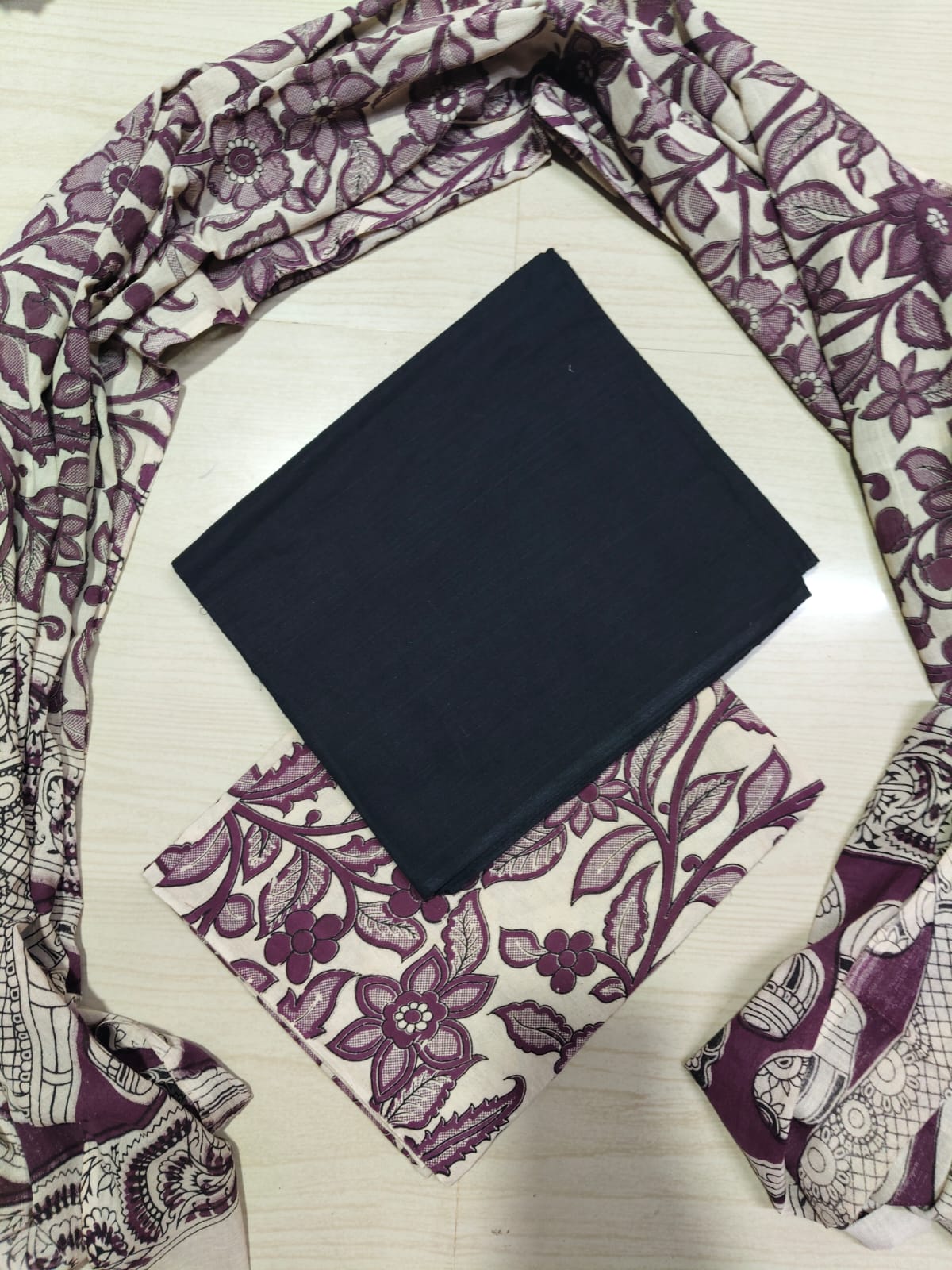 Premium Cotton Top and Kalamkari Phant With Dupatta RS90