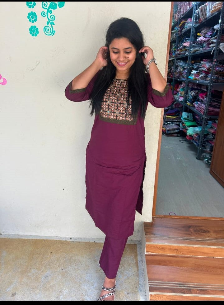 Gamthi Print Kurti - GPK05 sets colour same but each set have diff in chest print so lil may vary in the prints , No returns will be accepted for that changes