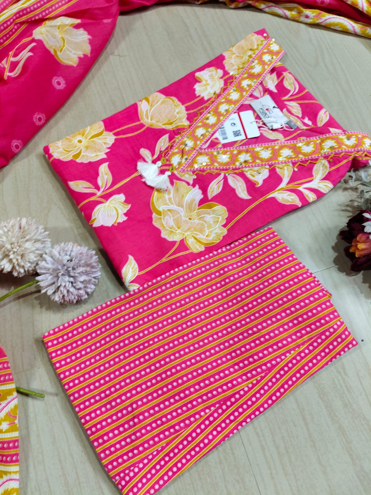 Petals Dupatta Sets - FDS18