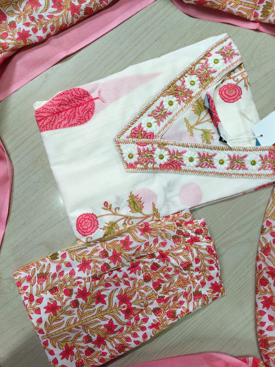 Budgeted Cotton 3 Piece Set - BC46