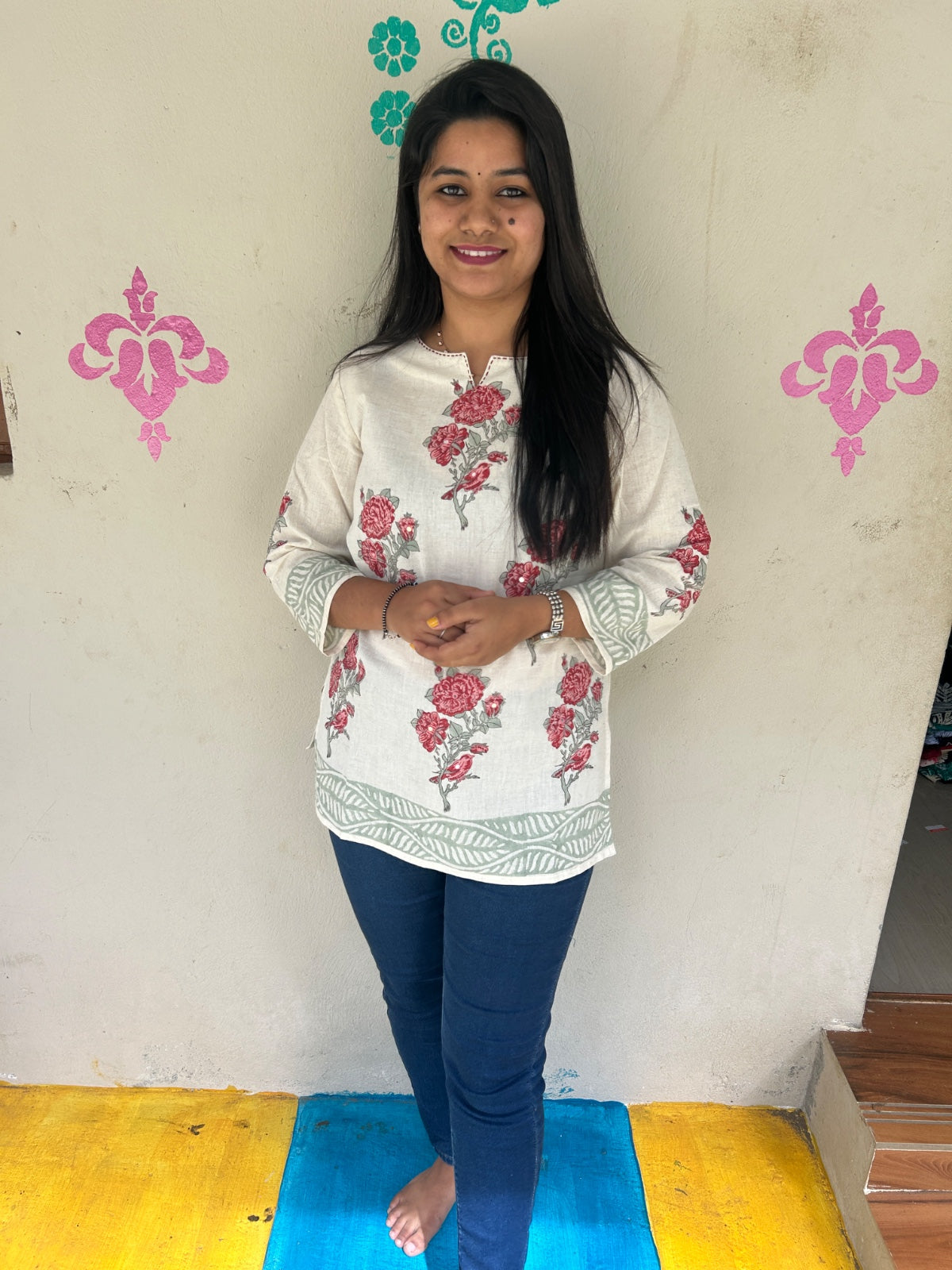 Short Kurti SK196