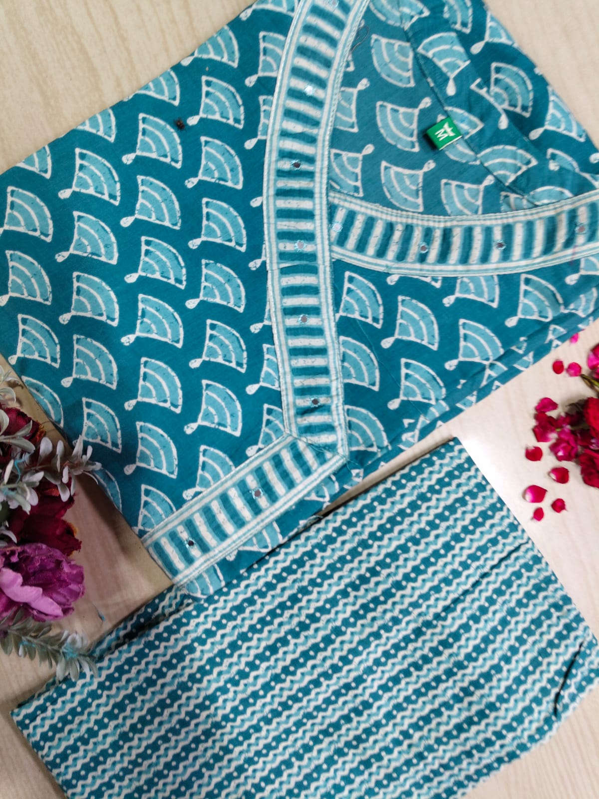 V neck Kurthi with Pant ALN45