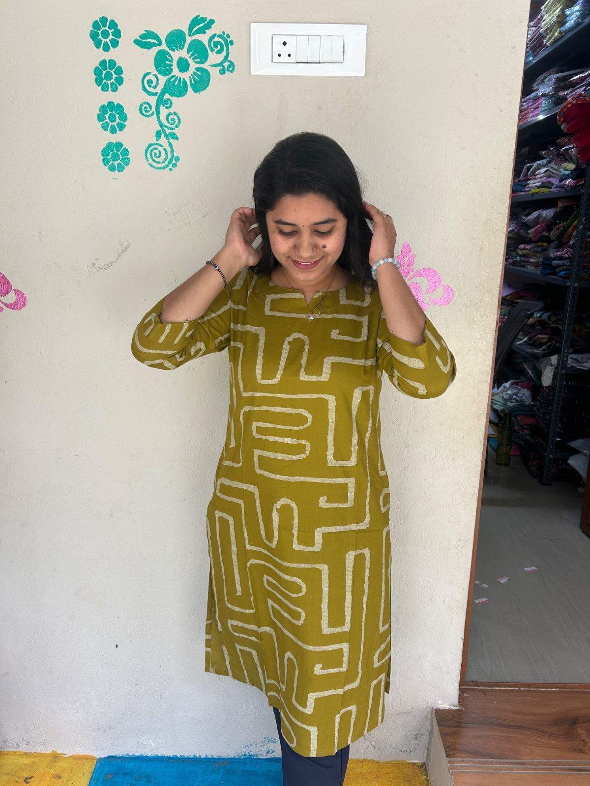 250 Kurtis K345