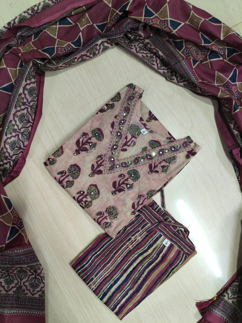 Classic Styles - DDS217
