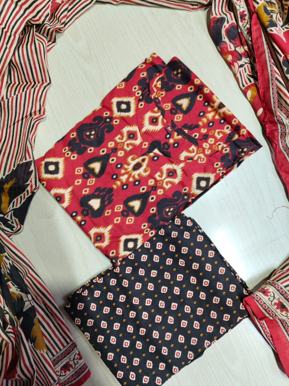 Petals Dupatta Sets - FDS131