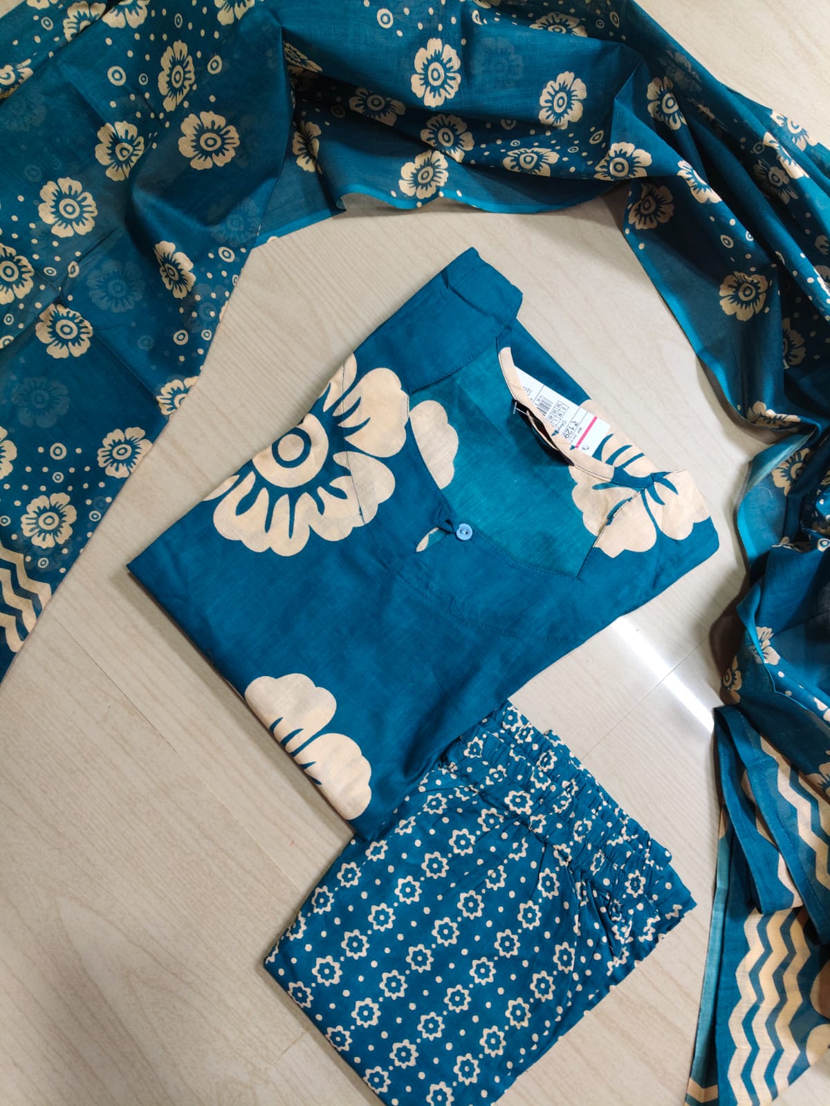 Petals Dupatta Sets FDS202