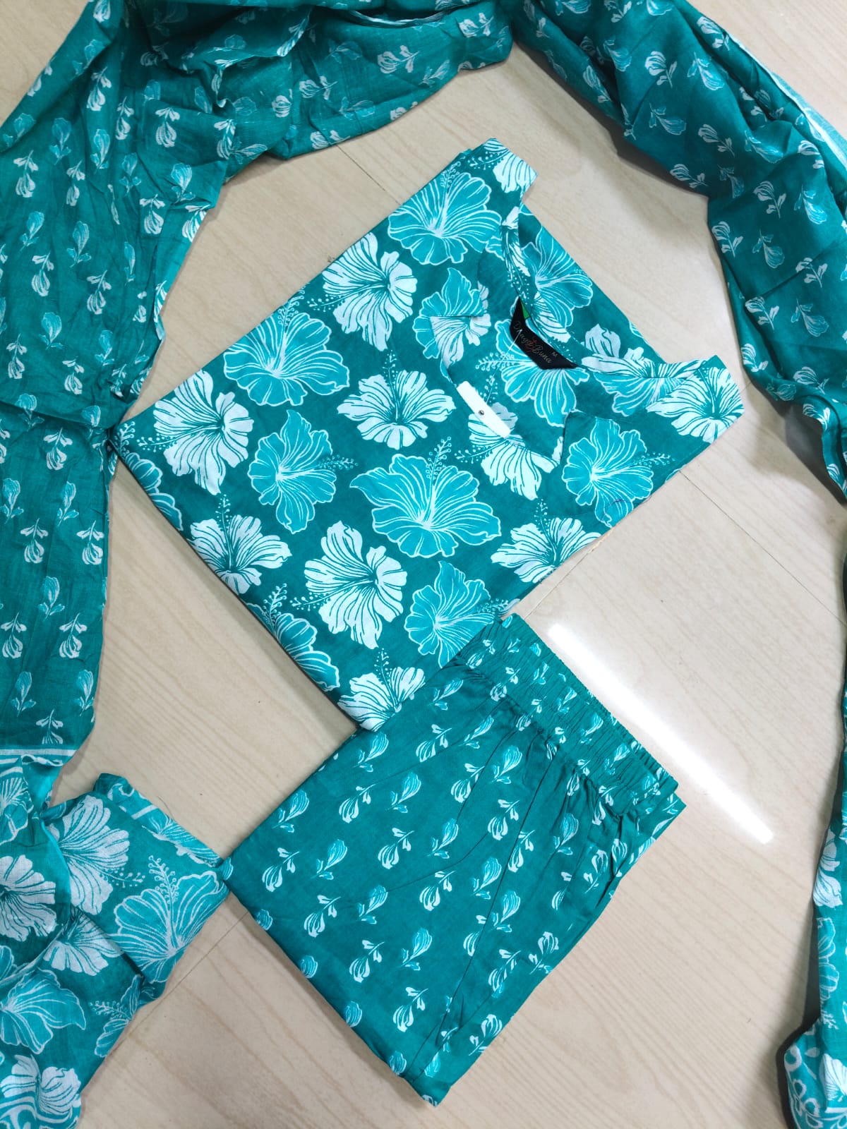 Petals Dupatta Sets FDS204