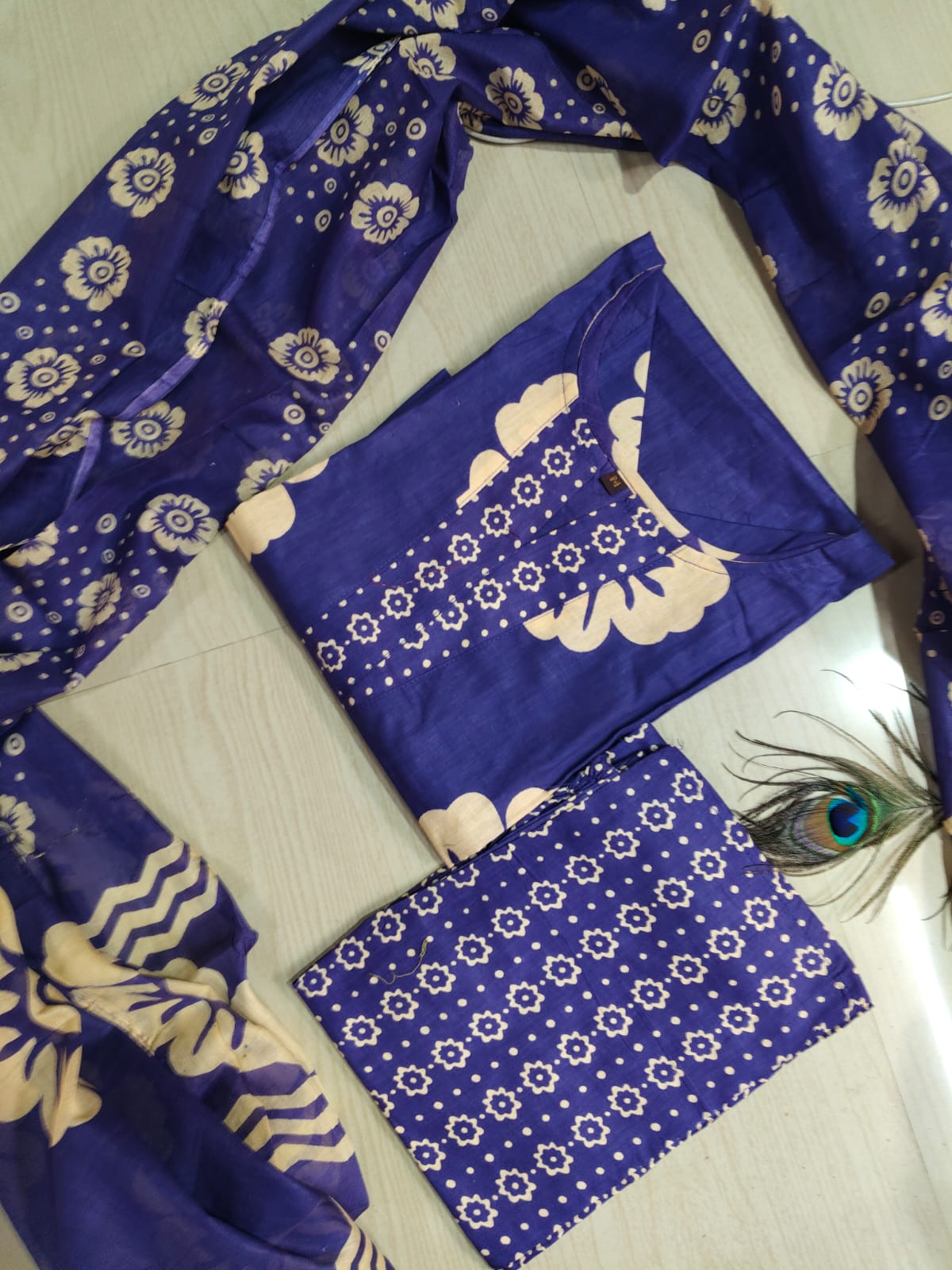 Petals Dupatta Sets FDS210