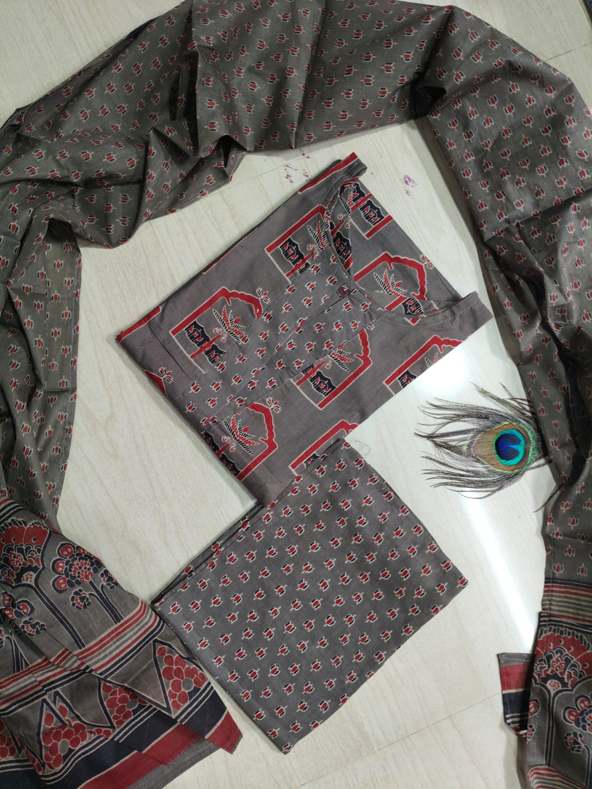 Petals Dupatta Sets FDS220