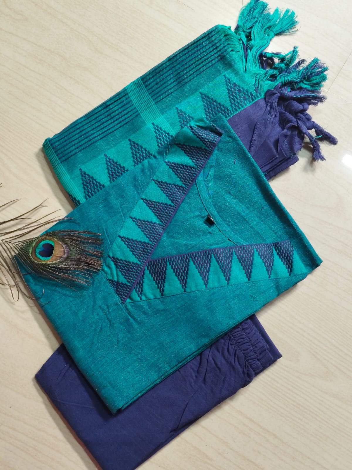 Petals Dupatta Sets  FDS169