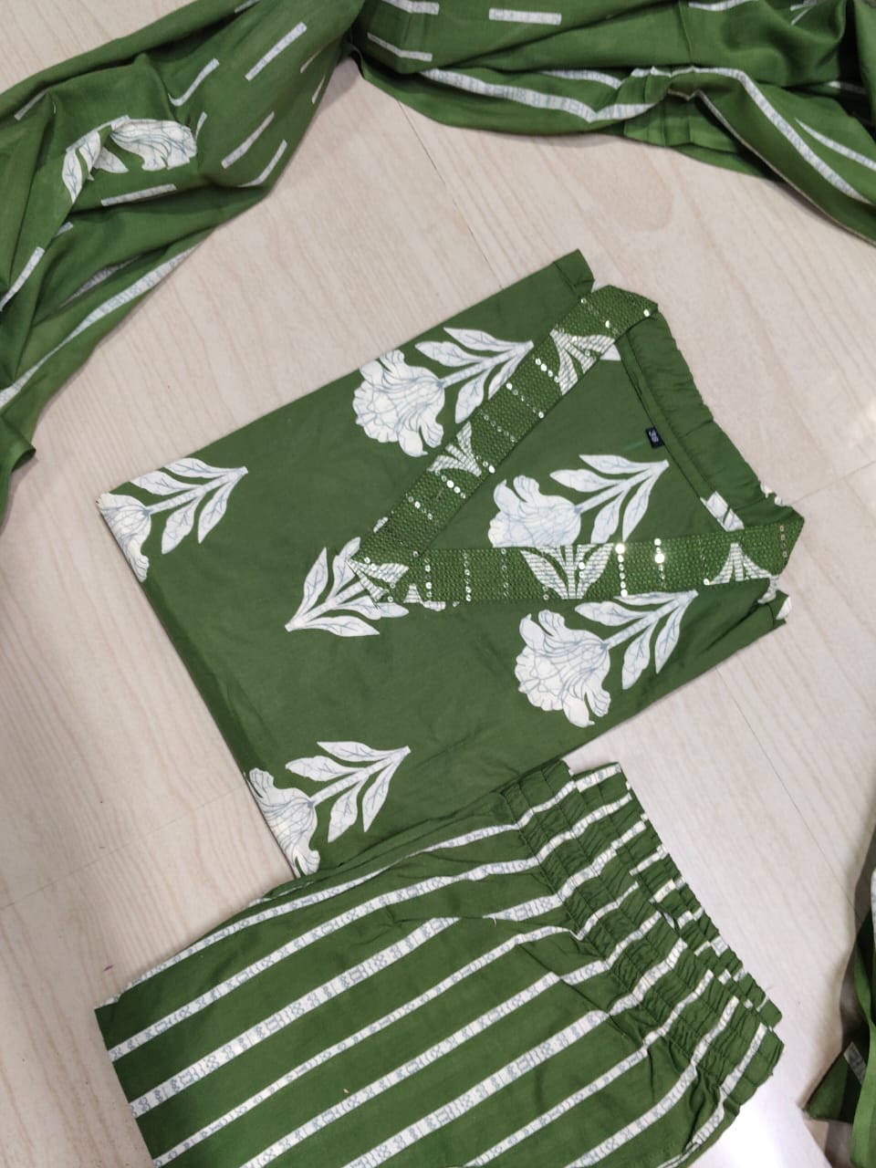 Budgeted Cotton 3 Piece Set - BC63