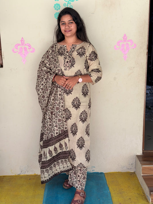 Petals Dupatta Sets  FDS260