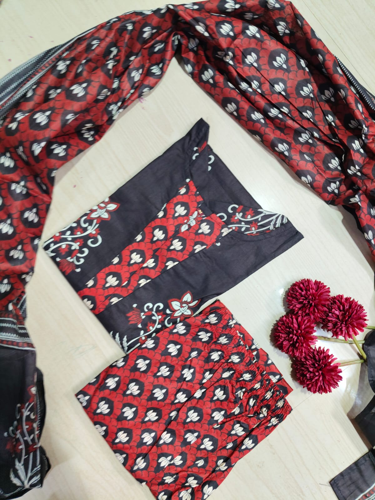 Petals Dupatta Sets  FDS01