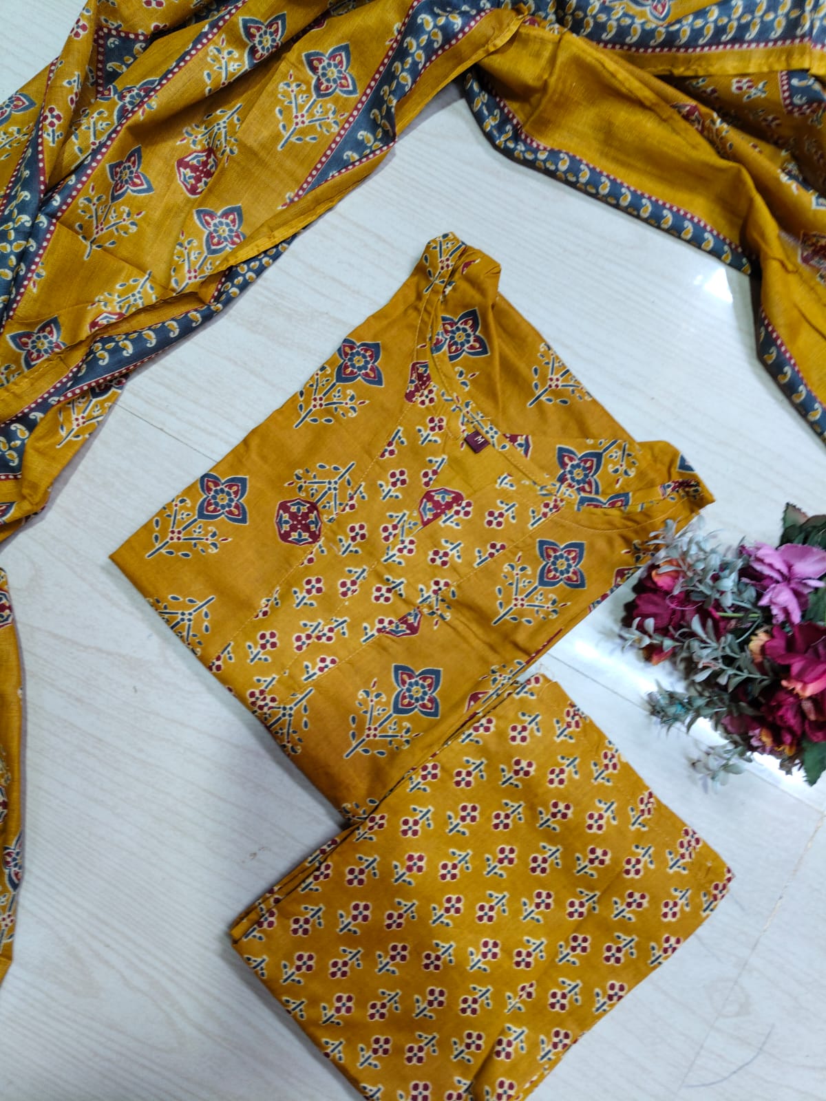 Petals Dupatta Sets  FDS243