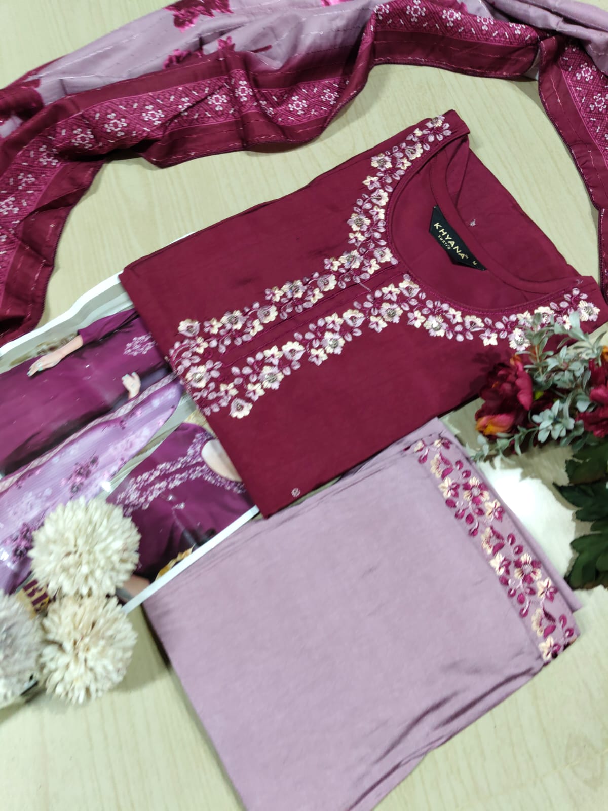 Visithra Silk Duppata Sets  VDS02
