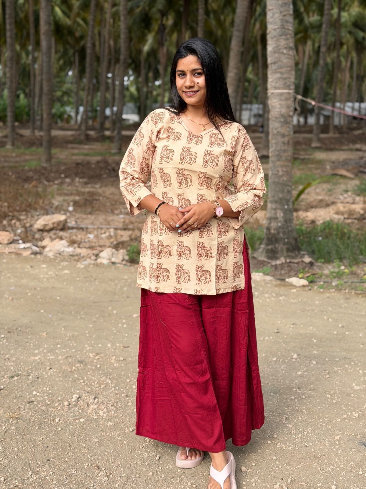 Short Kurthi With Pant  SKP12