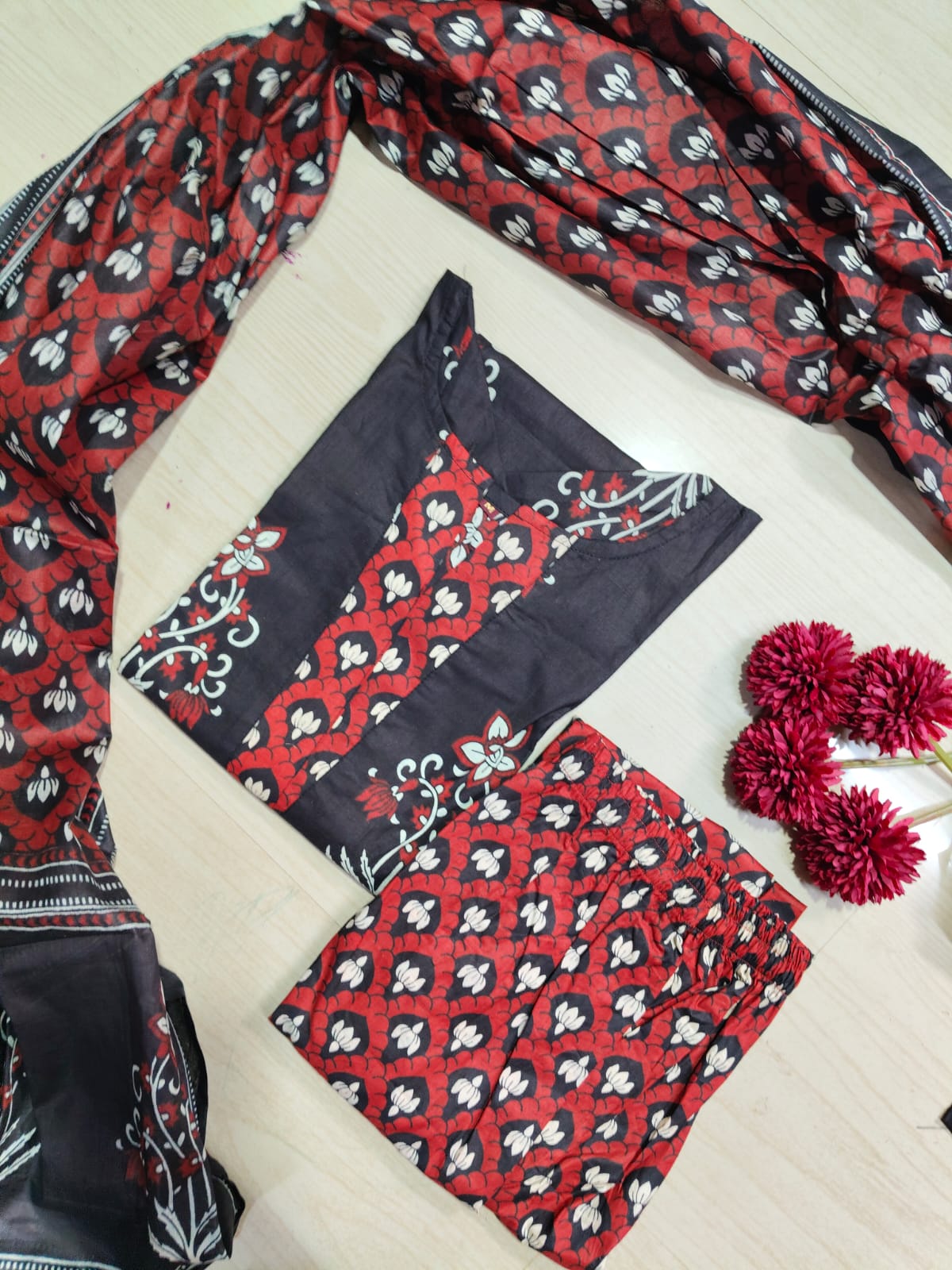 Petals Dupatta Sets  FDS01