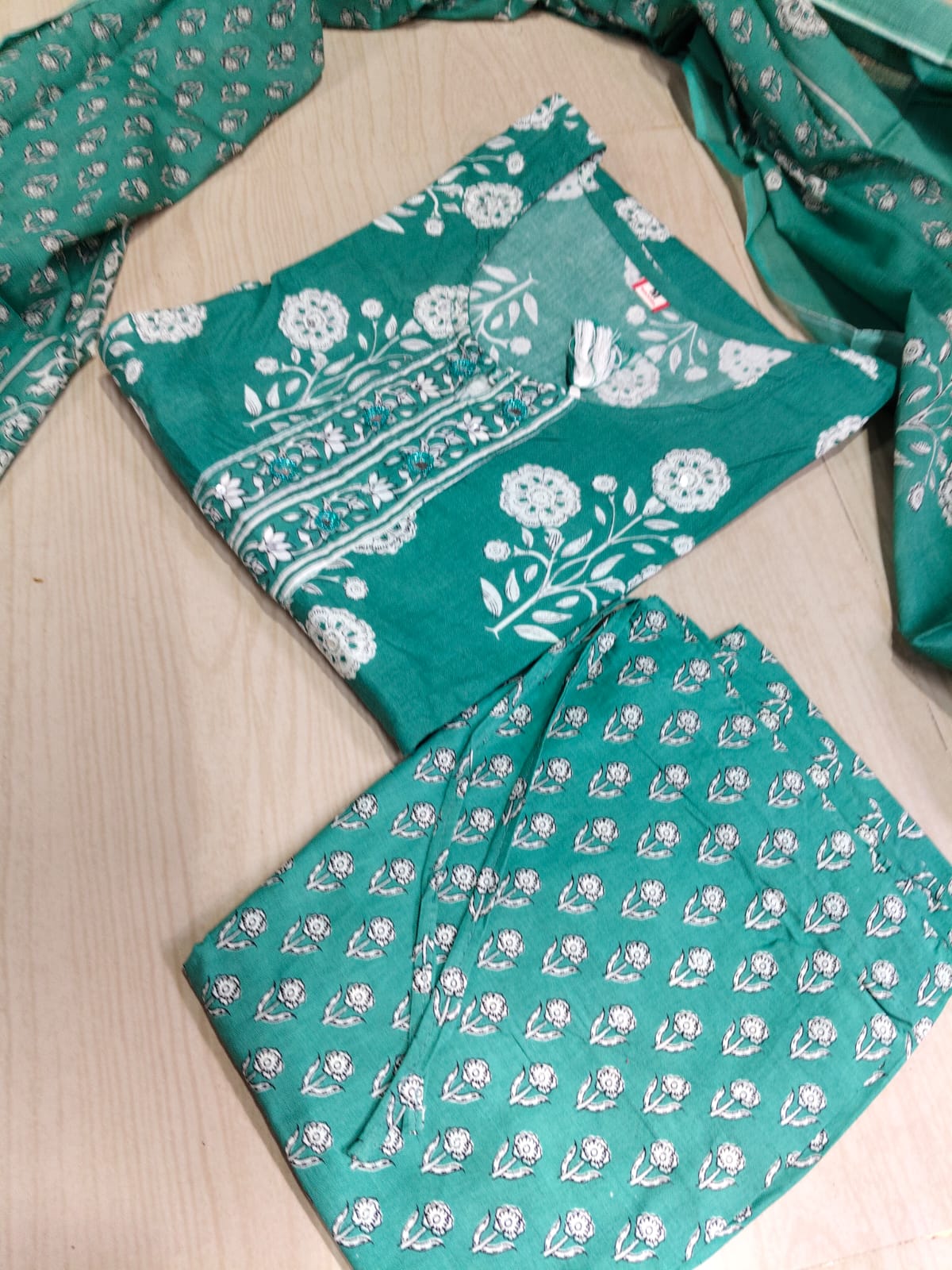 Budgeted Cotton 3 Piece Set - BC102