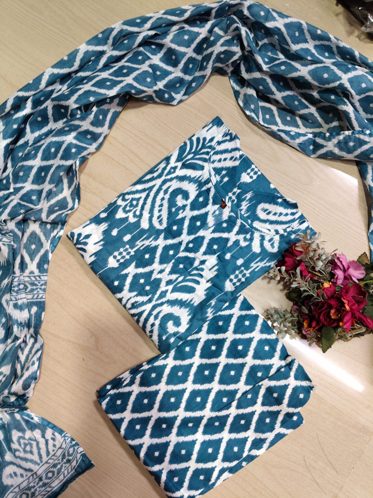 Petals Dupatta Sets  FDS242