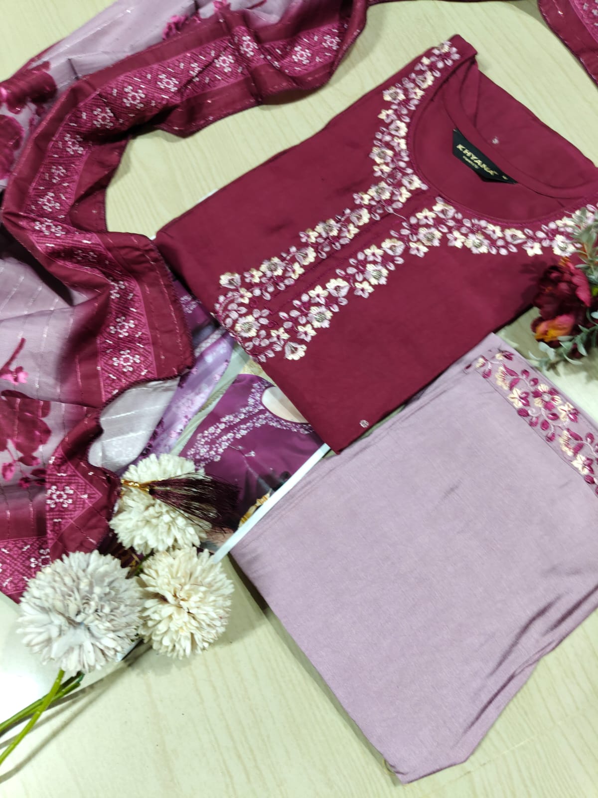 Visithra Silk Duppata Sets  VDS02