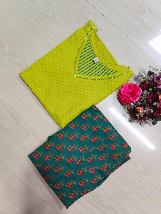 Short Kurthi With Pant  SKP03