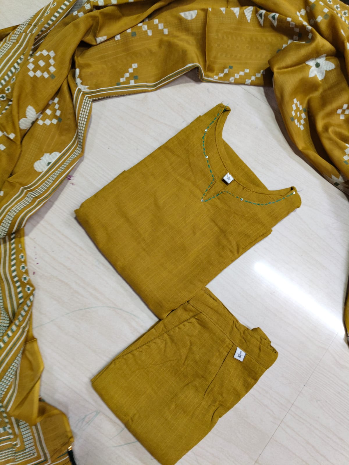Classic Styles - DDS166