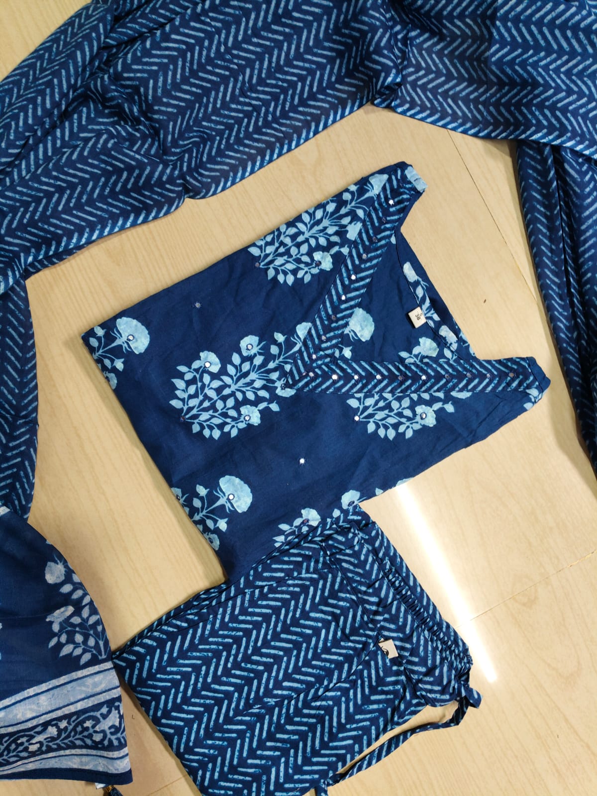 Classic Styles - DDS270