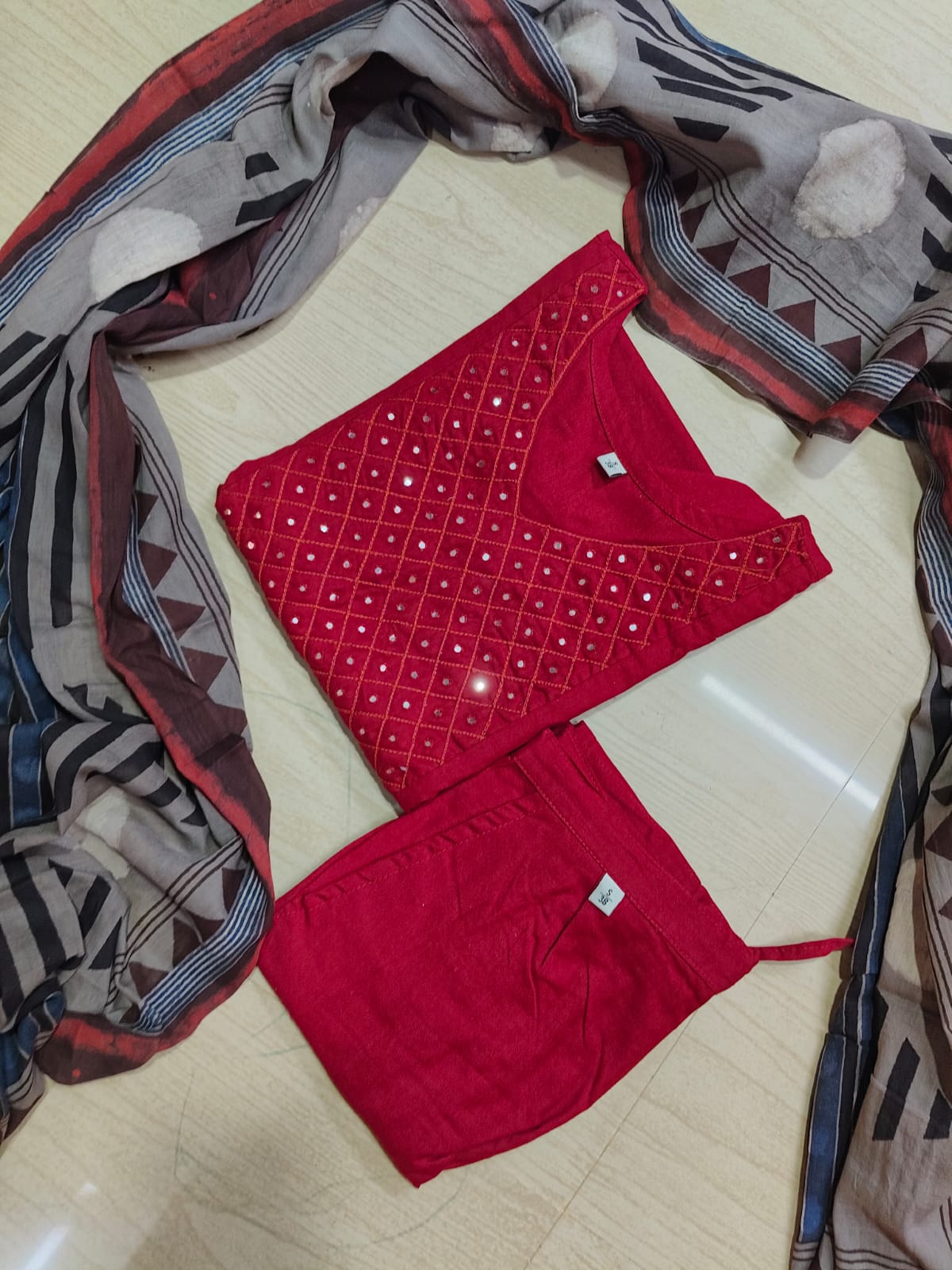 Classic Styles - DDS170